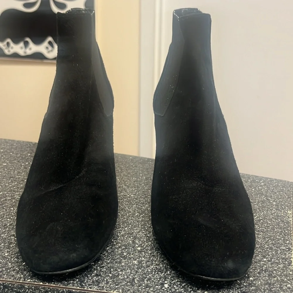 Minelli Ankle boots in Suede with elastic band on the sides. - Picture 2 of 6